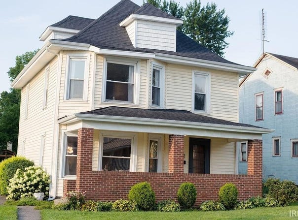 228 E Central Avenue, Bluffton, IN 46714