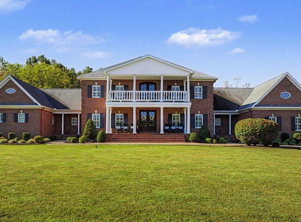 564 Somerset Drive, PARIS, TN 38242