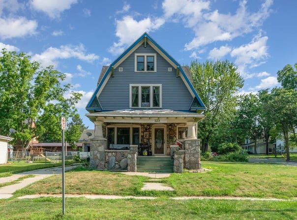 123 W End Street, Alma, MI 48801