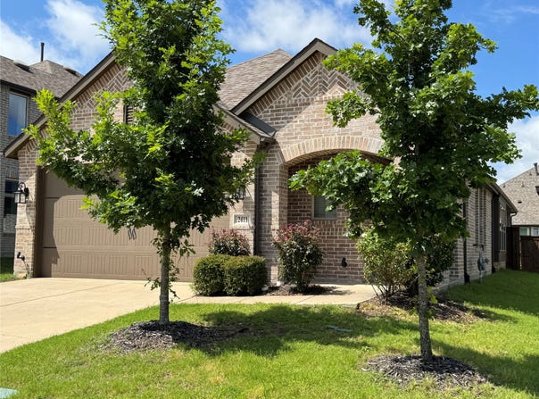 2411 Doncaster Drive, Forney, TX 75126