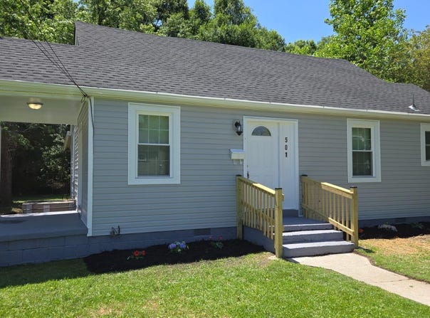 501 TUNSTALL AVENUE, BLACKSTONE, VA 23824