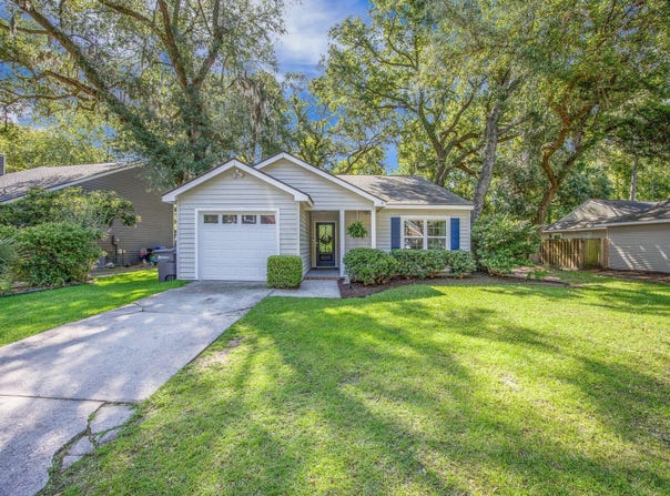 512 Castle Hall Road, Mount Pleasant, SC 29464