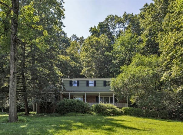 4287 Trouthaven Dr, Murrysville, PA 15668