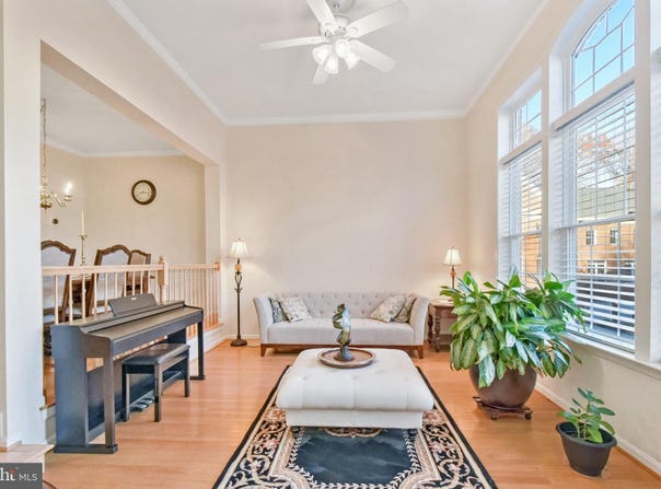 47825 SCOTSBOROUGH, POTOMAC FALLS, VA 20165