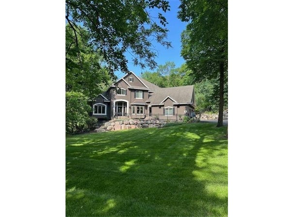 6155 Murray Court, Shorewood, MN 55331