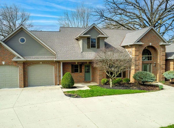 24 Breezewood Lane, Saint Marys, OH 45885
