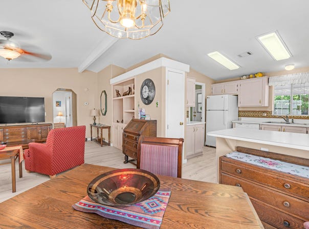 2400 E BASELINE Avenue, Apache Junction, AZ 85119