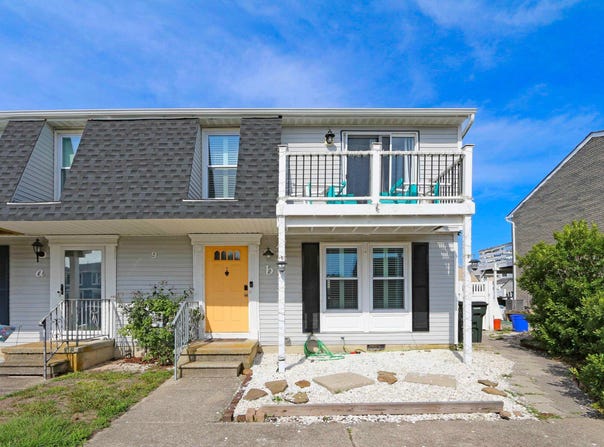 9 Ontario Dr, Brigantine, NJ 08203