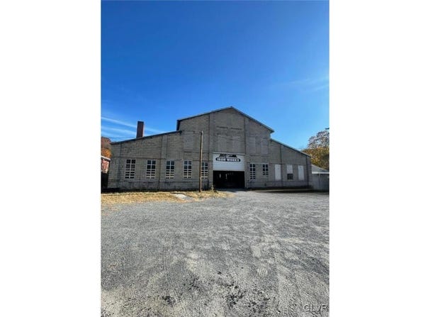 431 E Broad Street, Tamaqua Boro, PA 18252