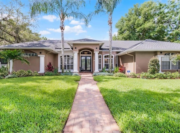 831 ROYALWOOD LANE, OVIEDO, FL 32765