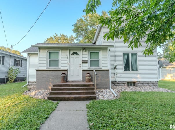 511 LOCUST Street, Prophetstown, IL 61277