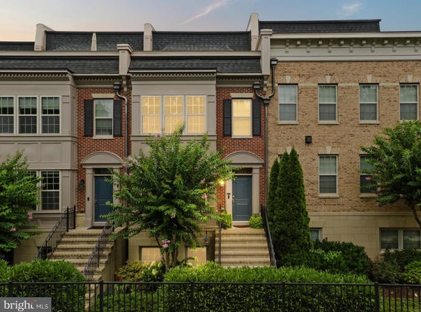 521 OVERLOOK PARK DRIVE, OXON HILL, MD 20745