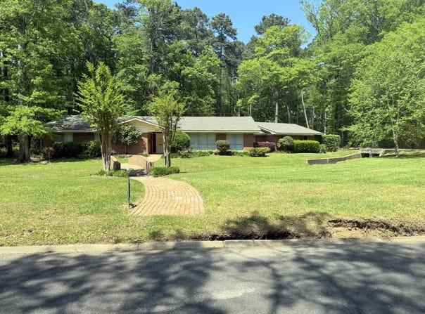 820  Sue Street, Magnolia, AR 71753