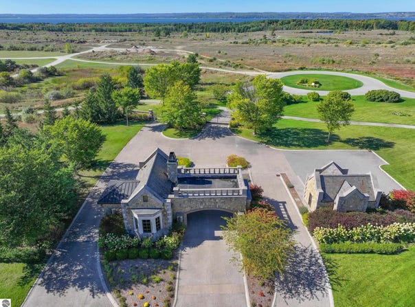 4162 Dornoch Court, Williamsburg, MI 49690