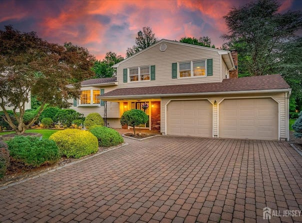 64 Annette Drive, Edison, NJ 08820