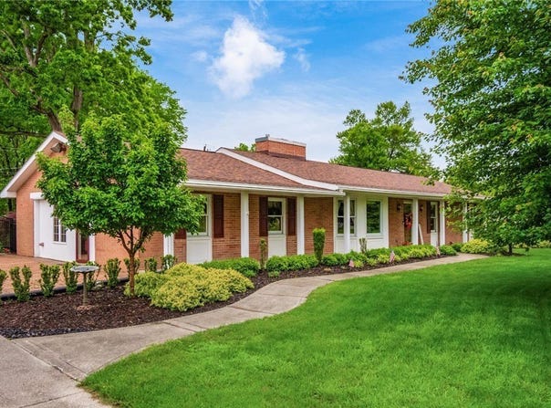 2617 Center Drive, Zanesville, OH 43701