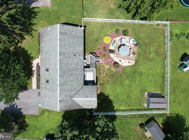 619 OVERLOOK DRIVE, ETTERS, PA 17319