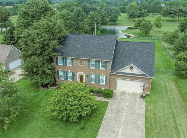 106 Squires Pointe Road, Paris, KY 40361