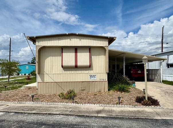 3307  THIRD AVE, MIMS, FL 32754