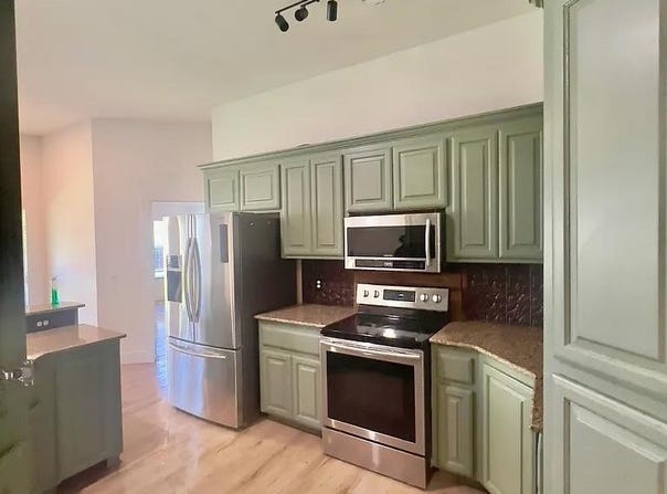 1121 Charlton Road, Edmond, OK 73003