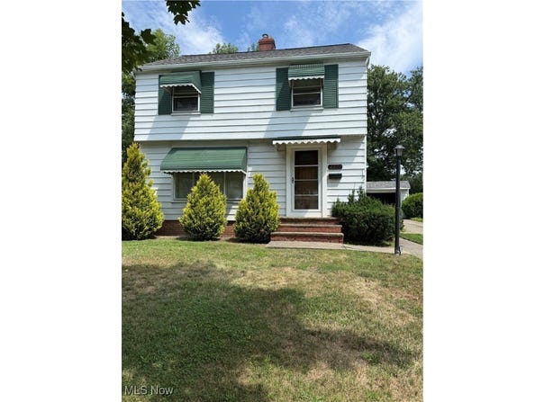 1311 Gordon Road, Lyndhurst, OH 44124