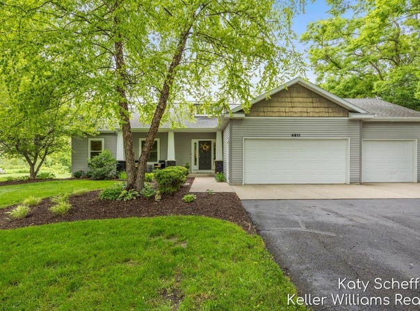 4611 Windcliff Drive NE, Rockford, MI 49341
