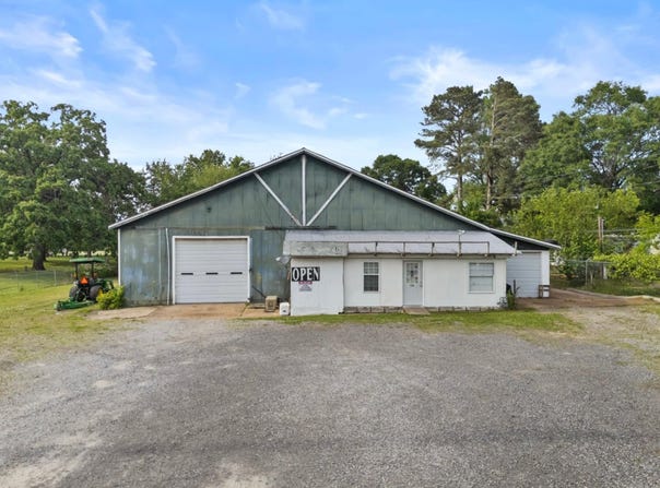 710 E Moore Avenue, Searcy, AR 72143