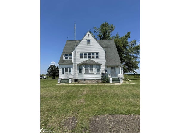 1210 E County Rd 2300, Dallas City, IL 62330