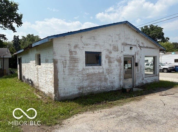 2402 S Home Avenue, Marion, IN 46953