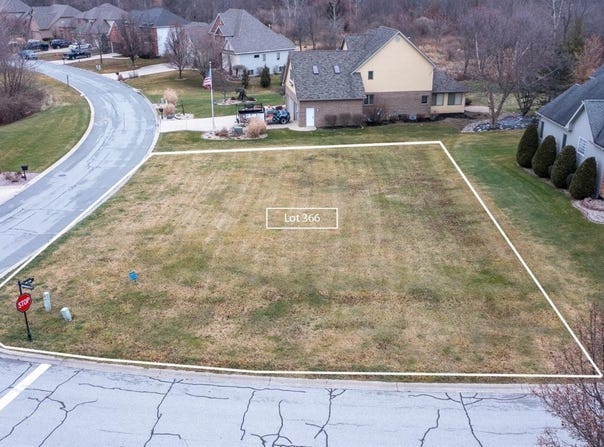 8703 Bridgewater Court, Crown Point, IN 46307