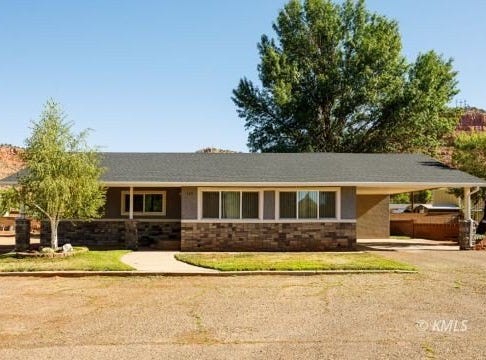 163 E 200 N, Kanab, UT 84741