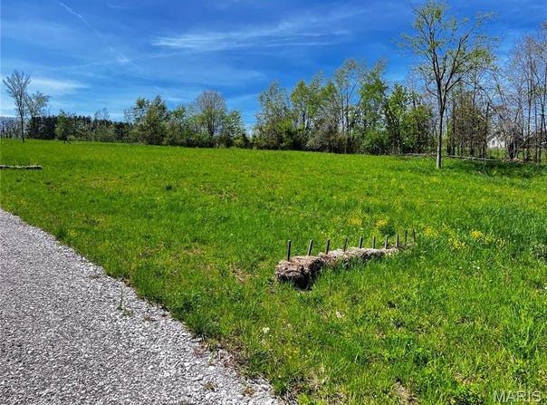1001 Legacy Lane, Perryville, MO 63775