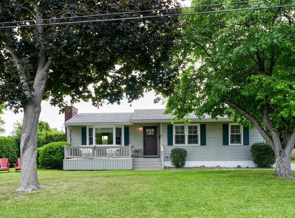 1 Saratoga Court, Plattsburgh, NY 12901