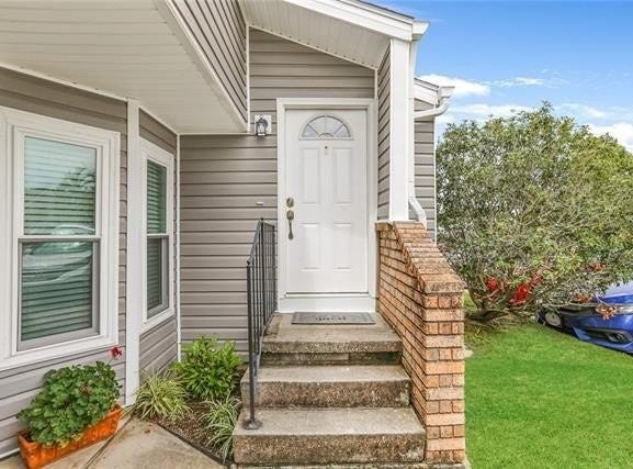 36 AVANT GARDE Circle, Kenner, LA 70065