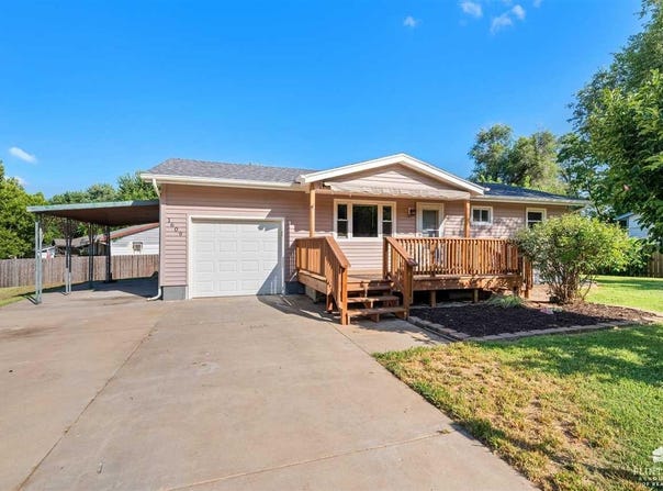 1609 Bel Air Drive, Junction City, KS 66441