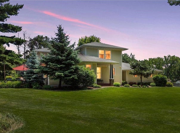 5678 Centerville Road, White Bear Twp, MN 55127