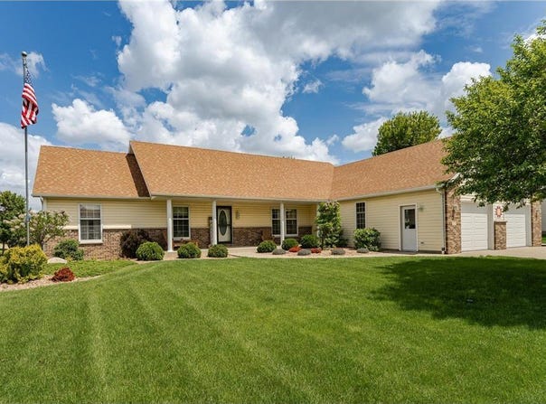 1218 6th Street NW, Dodge Center, MN 55927