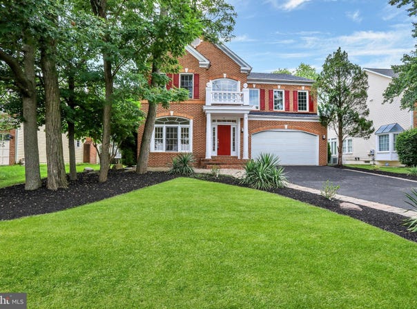 2054 MADRILLON ROAD, VIENNA, VA 22182