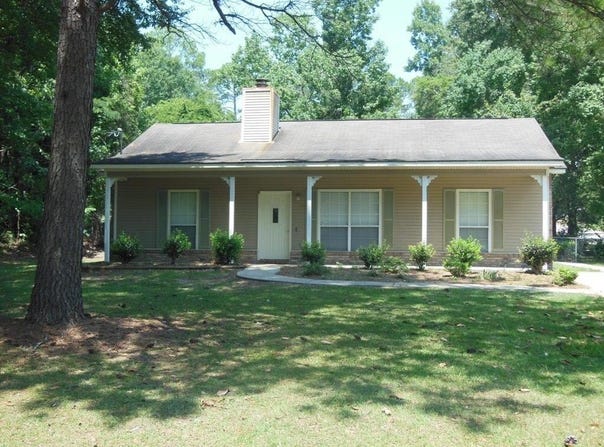101 Pine Forest Circle, TROY, AL 36079
