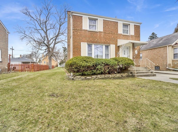 2232 S 2nd Avenue, North Riverside, IL 60546