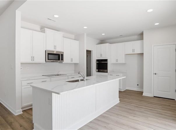2400 Venture Way, Suffolk, VA 23434