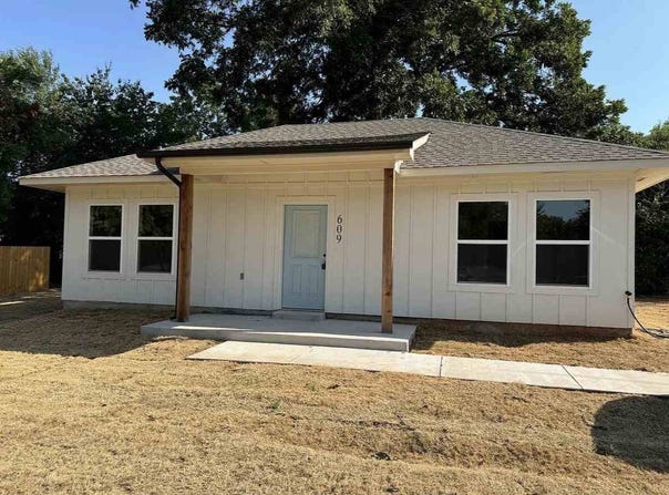 609 West Virginia, Chickasha, OK 73018