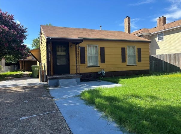 3720 Live Oak Avenue, Waco, TX 76708