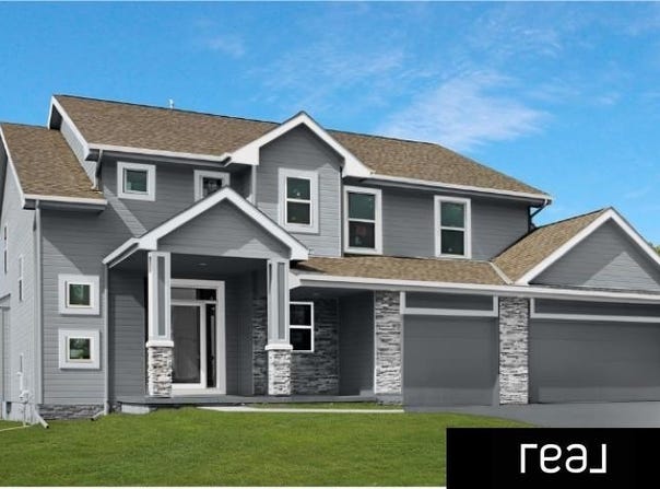 10651 S 102 Avenue, Papillion, NE 68046