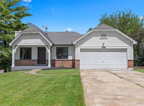 1017 Rosary Tree Court, Florissant, MO 63031