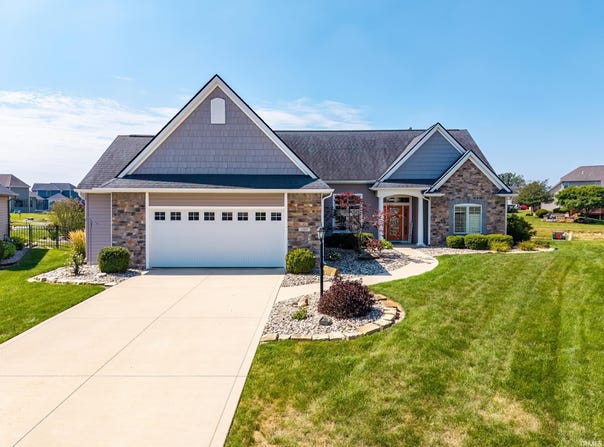 14805 Blue Reef Drive, Fort Wayne, IN 46814