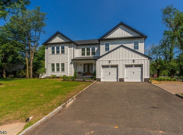 1430 Dunn Pkwy, Mountainside Boro, NJ 07092-2501
