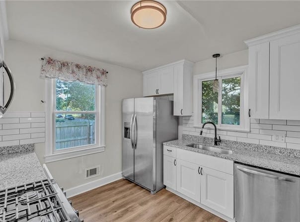62 Bainbridge Avenue, Portsmouth, VA 23702