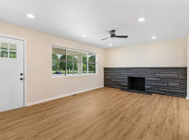 1345 E Deshler Avenue, Columbus, OH 43206