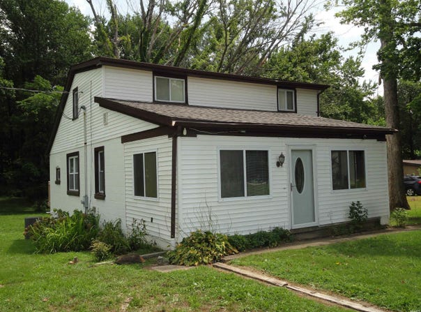 7346 Main Street, Wadesville, IN 47638